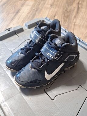 Nike Kids Black and White Cleats with Hook-and-Loop Strap